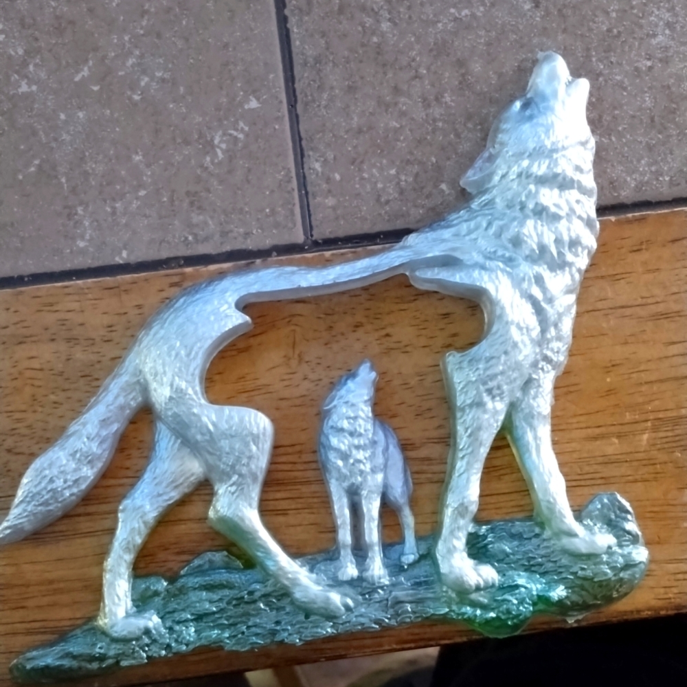 Wolf decoration